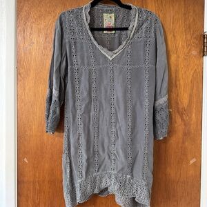 Johnny Was Gray V-Neck Eyelet Embroidered Tunic